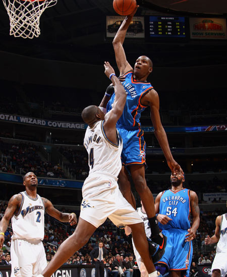 小法：根据我们的分析，国米各方面都是意甲最强的球队（小法：从我们的评估看，国米在各方面都称霸意甲）