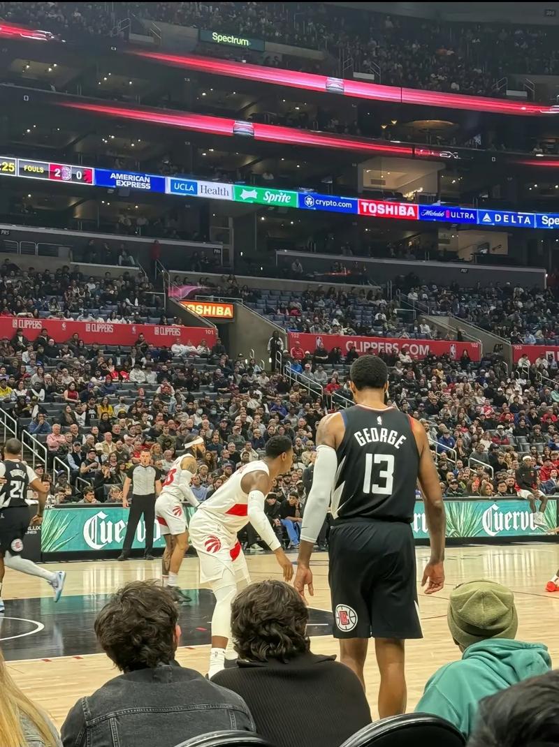 罗体：米兰vs拉齐奥VAR将被停哨；主裁未判点球正确但解释有误（罗体：米兰战拉齐奥涉事VAR或被停哨；主裁不判点球判定正确但解释不当）