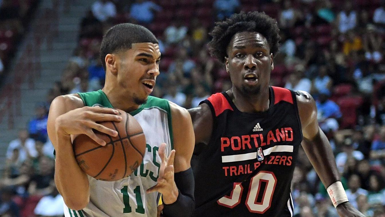 英超战报：西蒙斯传射，里沙利松破门，热刺2-0布伦特福德（英超战况：西蒙斯传射立功，里沙利松破门，热刺2-0击败布伦特福德）