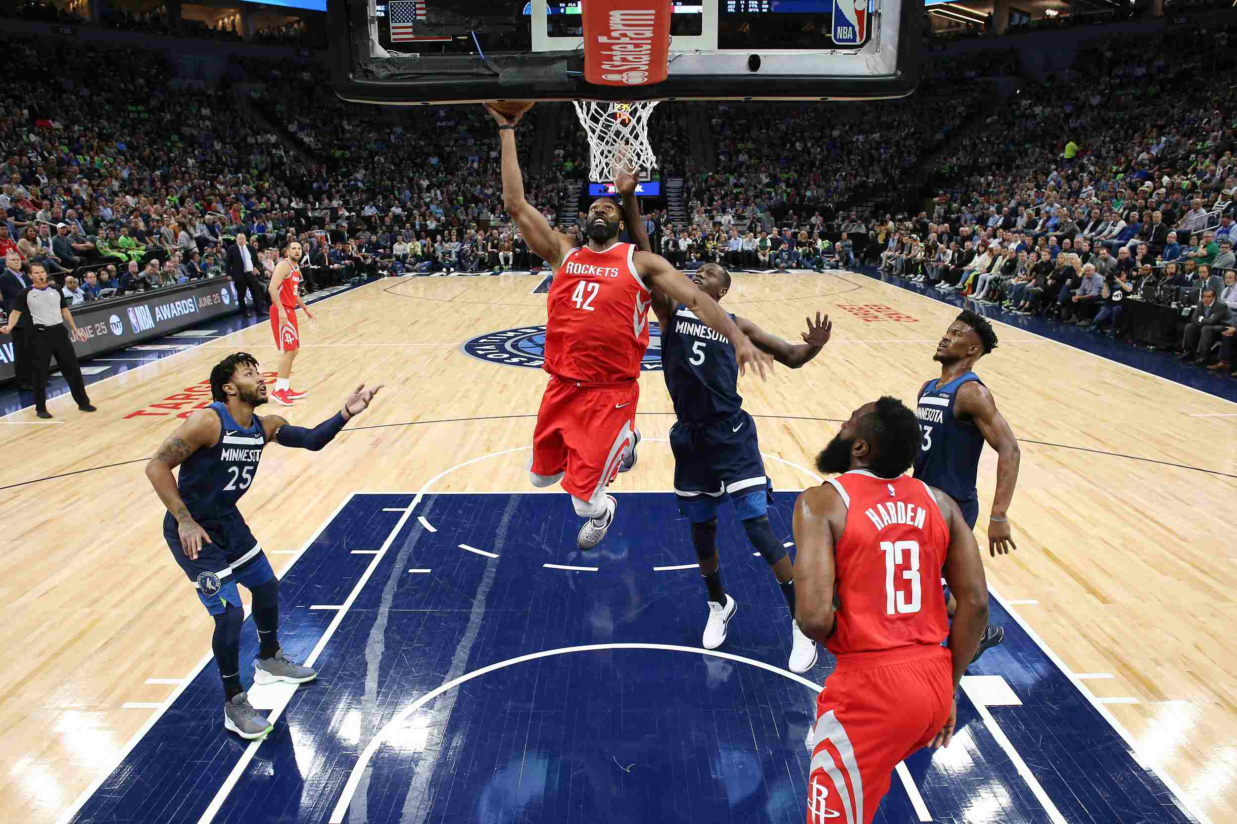 马竞官方：勒诺尔芒左膝关节囊严重损伤，但韧带和半月板没伤（马竞通报：勒诺尔芒左膝关节囊重伤，韧带与半月板无恙）