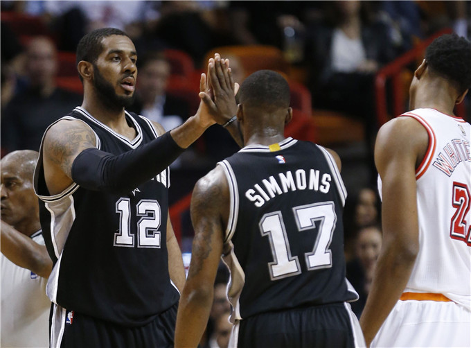 孔帕尼：定位球？我们有自己的优势，也会分析需要改进的地方（孔帕尼：定位球有优势，我们也会针对不足改进）