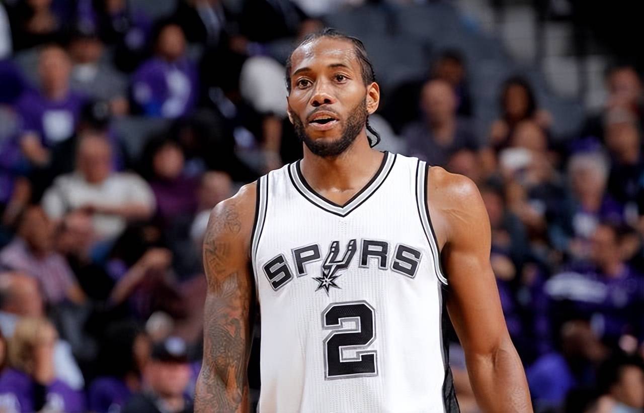 官方：赫伊森因肌肉不适退出本期西班牙国家队集训营（官方通告：赫伊森肌肉不适，缺席本期西班牙队集训）