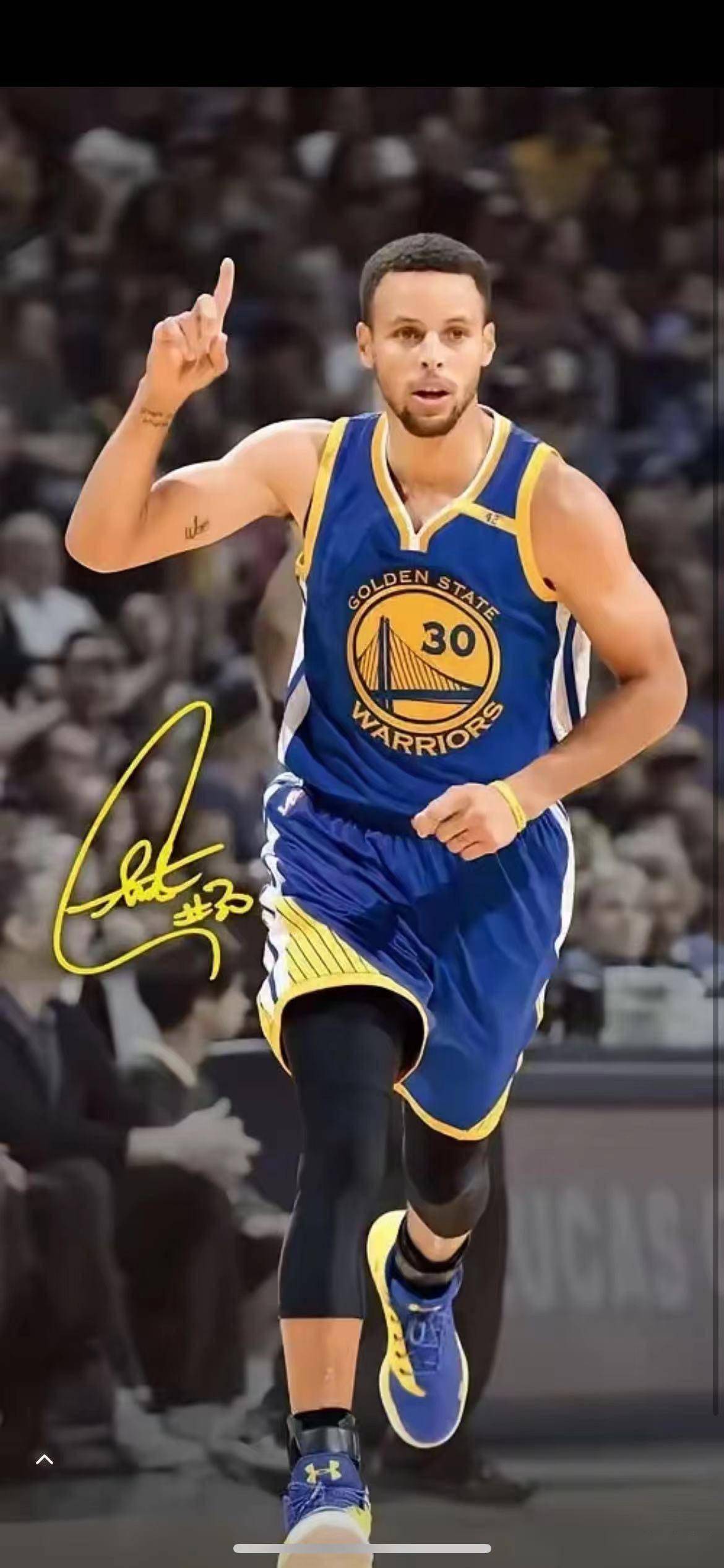 TA：埃利奥特融入维拉的进程较为缓慢，他需要更加沉着冷静（TA：埃利奥特融入维拉进展缓慢，仍需更冷静沉着）